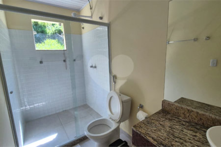 Casa à venda com 6 quartos, sendo 4 suítes, em Ferradura, Armação dos Búzios, RJ