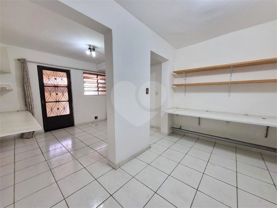 Sobrado à venda com 3 quartos, sendo 1 suíte,  em Jardim Ester Yolanda, São Paulo, SP