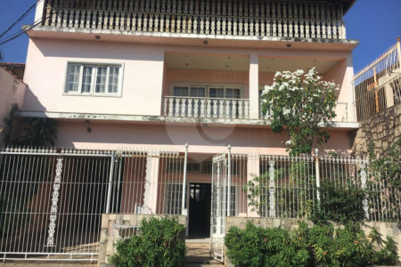 Casa à venda com 1 quarto, sendo 2 suítes, no Centro, Itaguaí, RJ