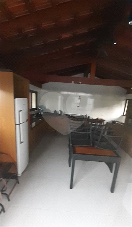 Casa à venda ou para alugar com 5 quartos, sendo 1 suíte, no Centro, Bom Jesus dos Perdões, SP
