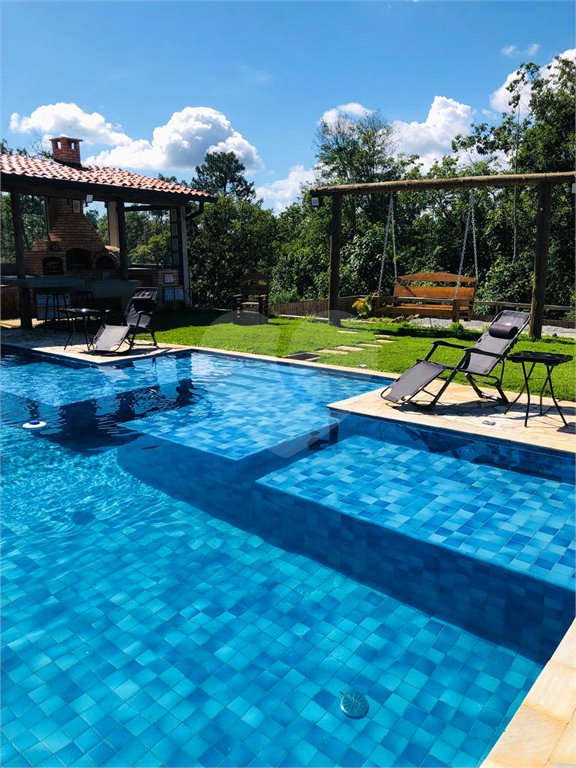 Sítio à venda com 3 suítes em Vila Darcy Penteado (mailasqui), São Roque, SP