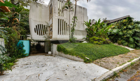 Casa de Vila à venda ou para alugar com 4 quartos, sendo 1 suíte, em Granja Julieta, São Paulo, SP