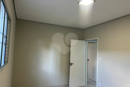 Casa à venda com 3 quartos em Vila Lucy, Sorocaba, SP