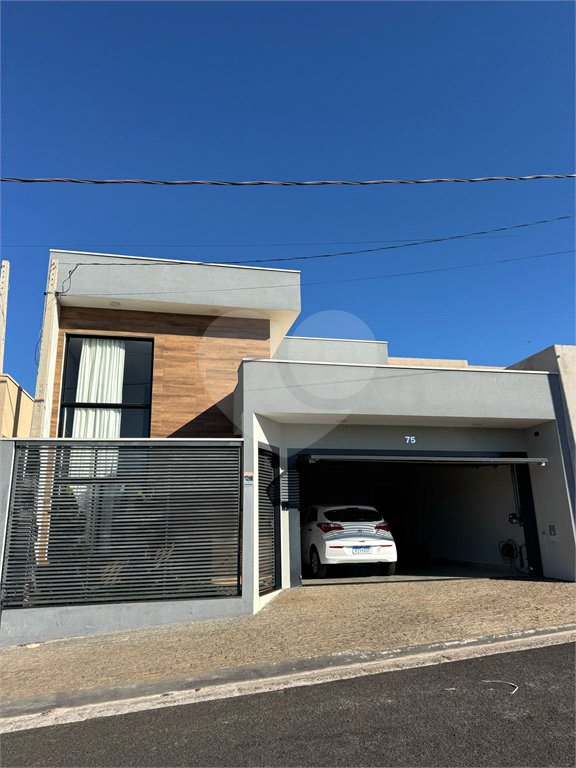 Casa à Venda no Bairro Santa Júlia – Ampla, Moderna e Bem Localizada