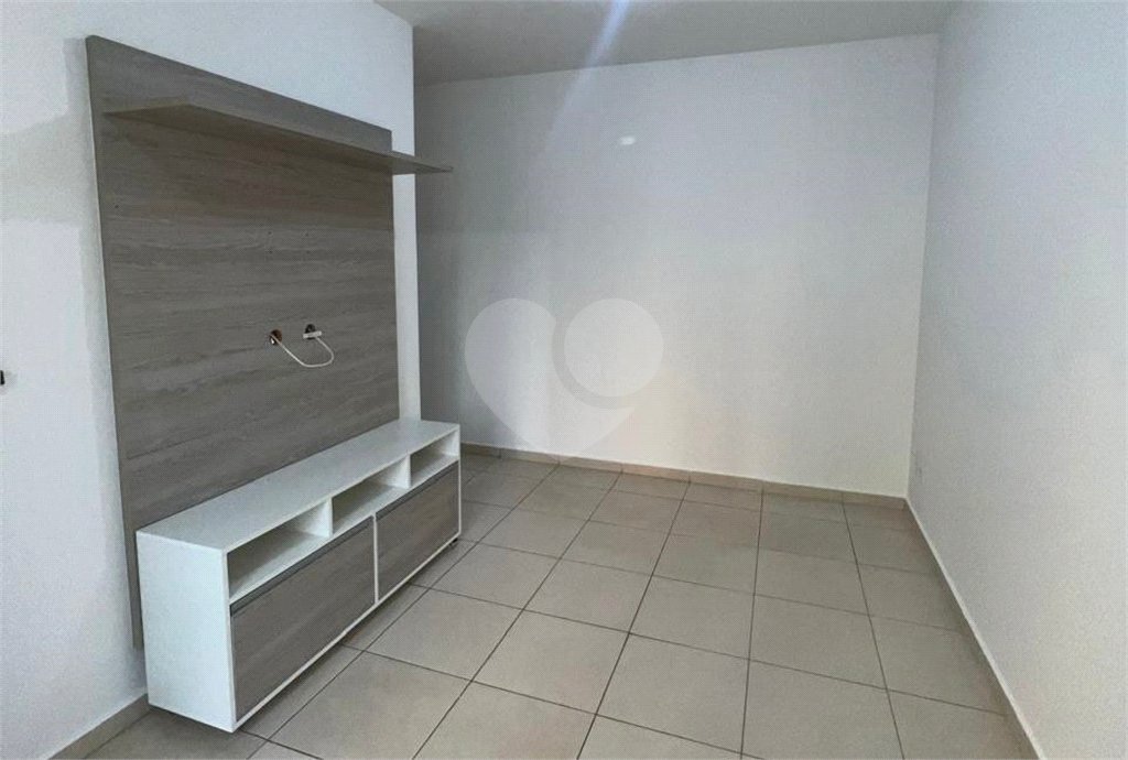 Apartamento à venda com 2 quartos, sendo 1 suíte, em Vila Olímpia, Sorocaba, SP