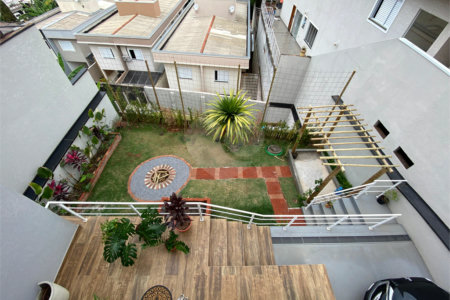 Sobrado à venda com 3 quartos, sendo 1 suíte, em Jardim do Lago, Atibaia, SP