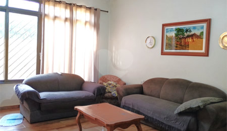 Casa à venda com 3 quartos, sendo 1 suíte,  em Parque dos Bandeirantes, Ribeirão Preto, SP