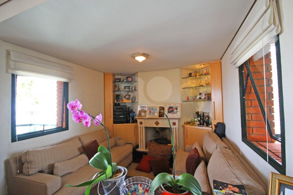 Apartamento à venda com 3 suítes em Jardim Vila Mariana, São Paulo, SP