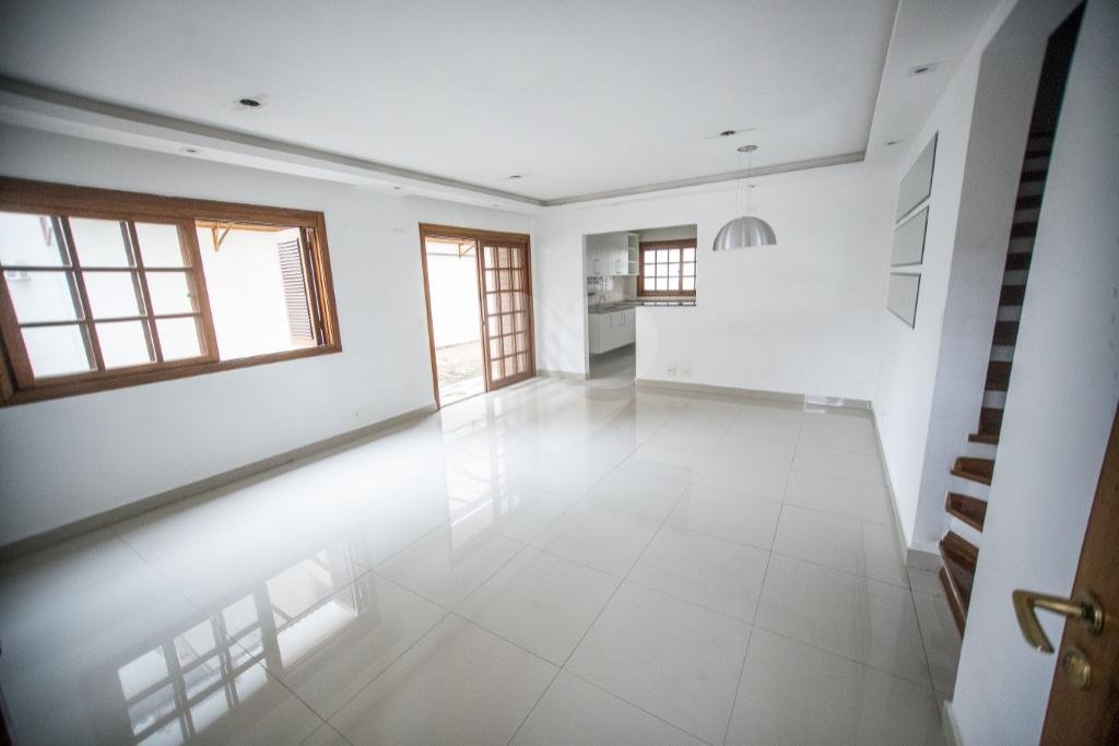 Casa à venda com 3 suítes no condomínio Jardim Ouro Preto - Villas Paulistas, São Paulo - SP