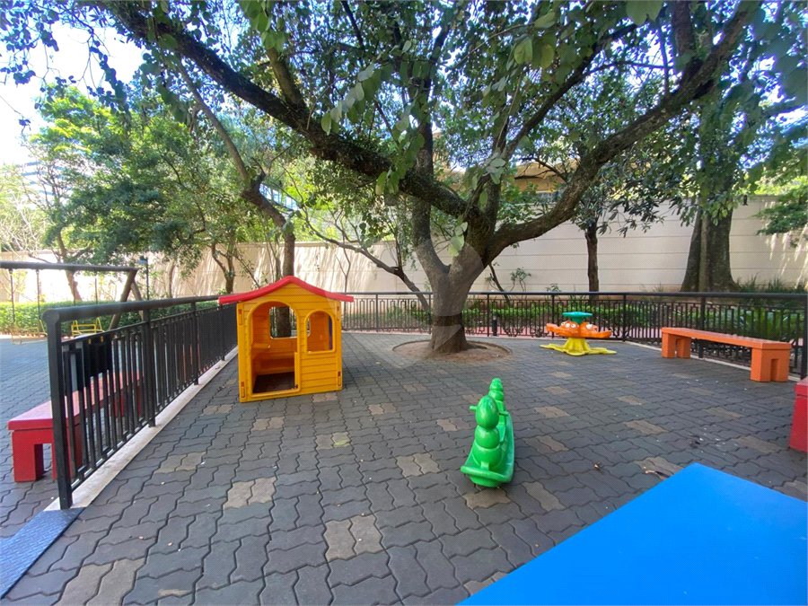 Apartamento à venda com 3 suítes em Jardim Marajoara, São Paulo, SP