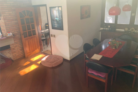 Casa à venda com 3 quartos, sendo 2 suítes,  no condomínio Village Davignon, Sorocaba - SP