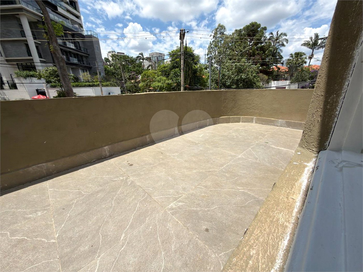 Sobrado para alugar com 6 quartos, sendo 2 suítes,  em Consolação, São Paulo, SP