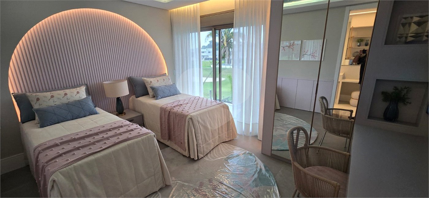 Casa à venda com 6 suítes no condomínio Riviera de São Lourenço, Bertioga - SP