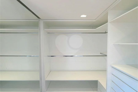 Apartamento para alugar com 2 suítes em Vila Andrade, São Paulo, SP