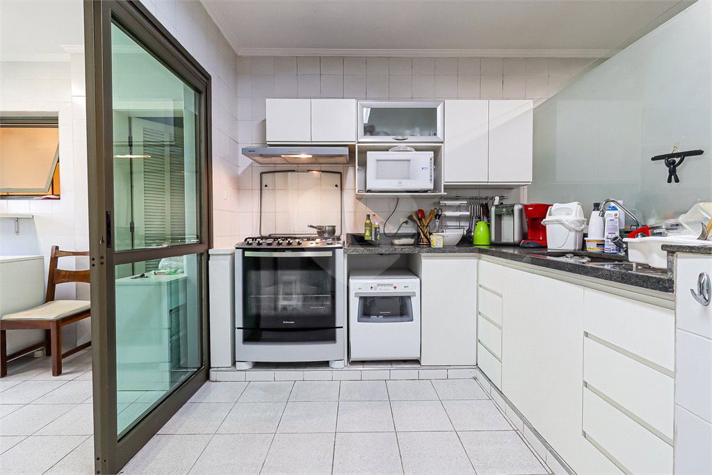 Apartamento à venda com 4 quartos, sendo 2 suítes, em Vila Morumbi, São Paulo, SP