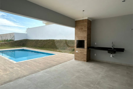 Casa à venda com 3 suítes no condomínio Vida Real, Itupeva - SP