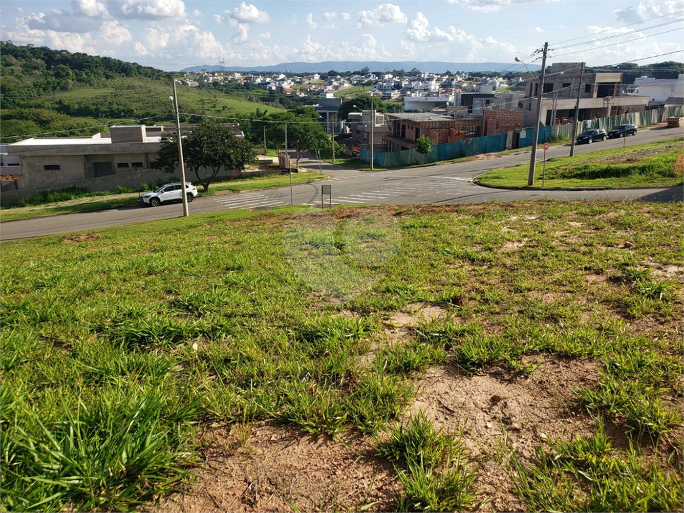 Terreno à venda no condomínio Santa Isabel I, Louveira - SP