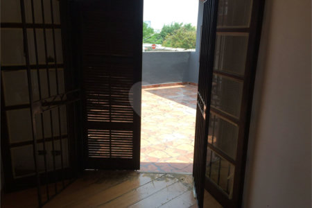 Sobrado à venda com 4 quartos, sendo 1 suíte,  em Santo Amaro, São Paulo, SP