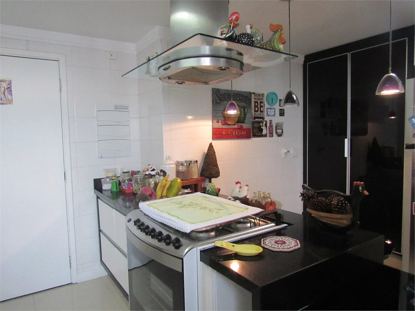 Apartamento à venda com 4 quartos, sendo 3 suítes,  em Jardim Londrina, São Paulo, SP