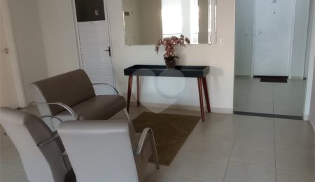 Apartamento à venda com 2 quartos, sendo 1 suíte,  em Vila Urupês, Suzano, SP