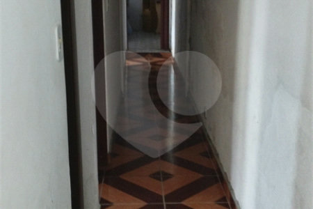 Casa à venda com 3 quartos, sendo 1 suíte,  em Jardim Aeroporto Iii, Mogi das Cruzes, SP