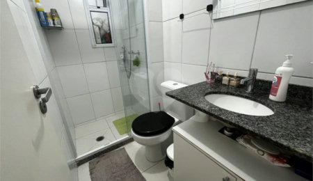 Apartamento à venda com 2 quartos, sendo 1 suíte,  em Vila Praia, São Paulo, SP