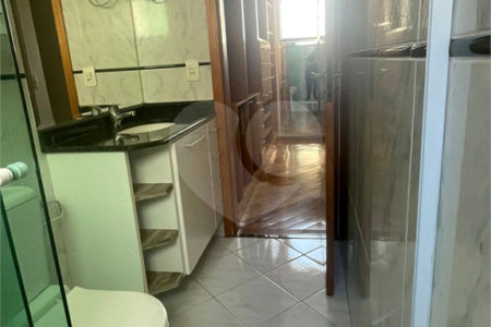 Casa à venda com 3 quartos, sendo 1 suíte,  no condomínio Palm Residence, Santo André - SP