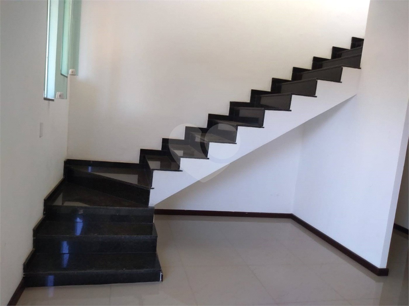 Casa à venda com 3 quartos, sendo 2 suítes,  em Rasa, Armação dos Búzios, RJ