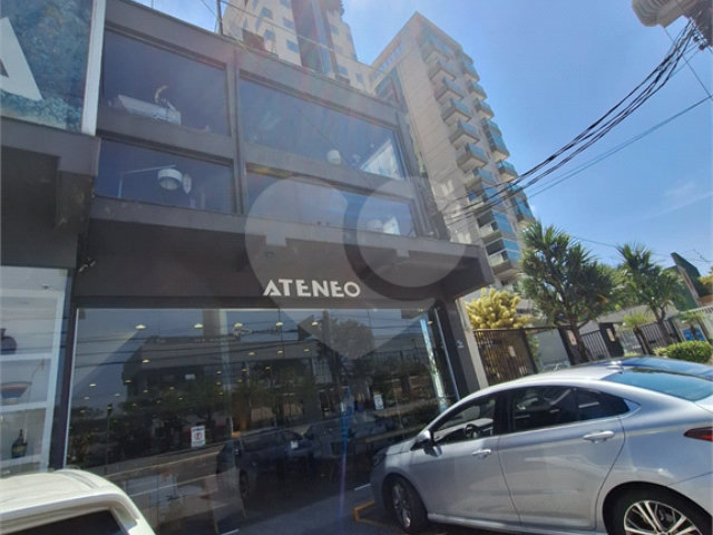 Prédio à venda em Santana, São Paulo, SP