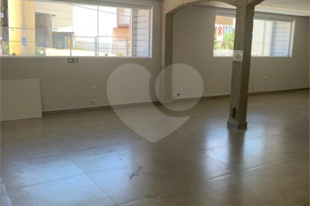 Salão à venda ou para alugar com 1 suíte, em Jardim América, Sorocaba, SP