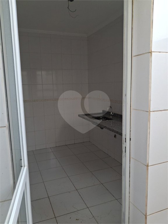 Casa à venda com 2 suítes no condomínio Residencial Vila de Motalegre, São Paulo - SP