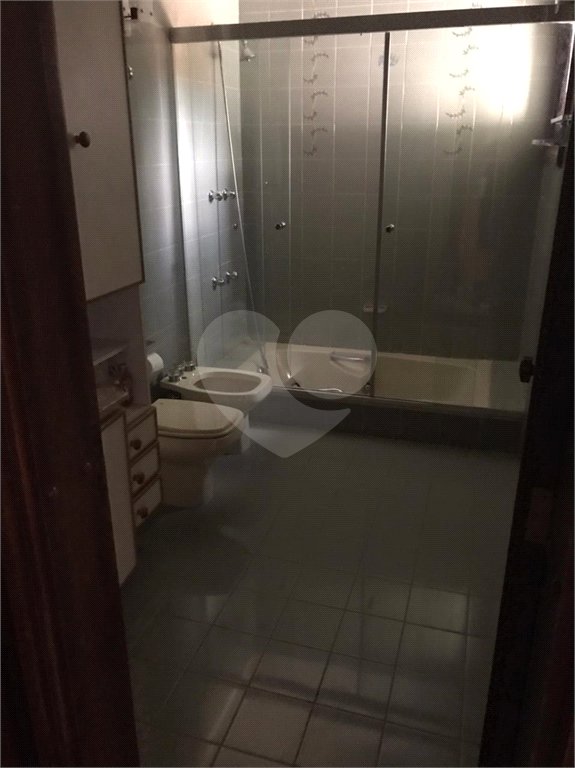 Casa à venda com 6 quartos, sendo 5 suítes, em Roseira, Mairiporã, SP