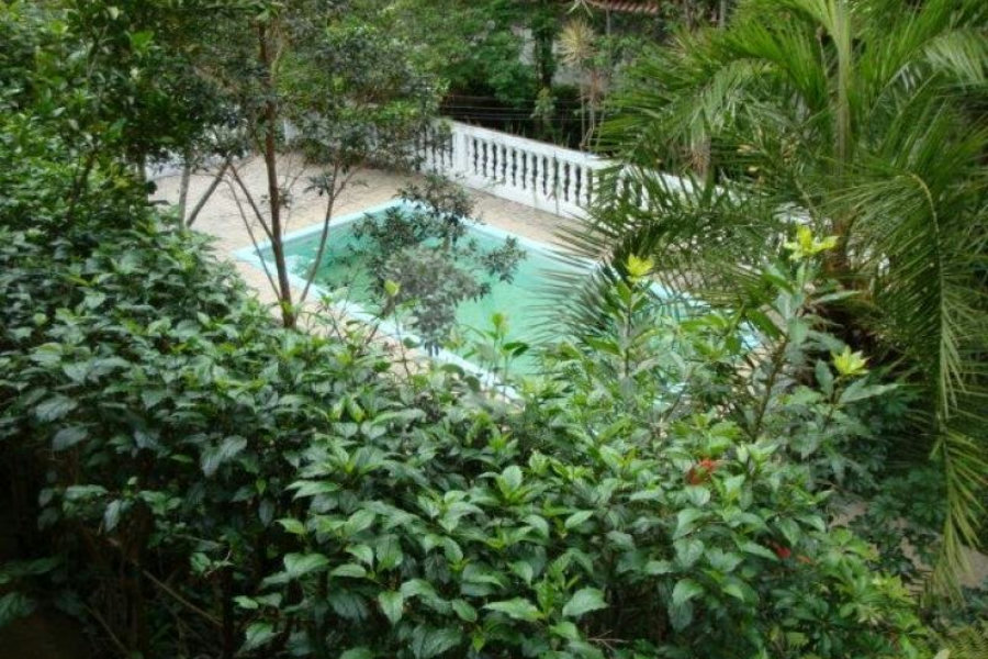 Casa Térrea à venda com 3 quartos, sendo 1 suíte, em Parque Petrópolis, Mairiporã, SP
