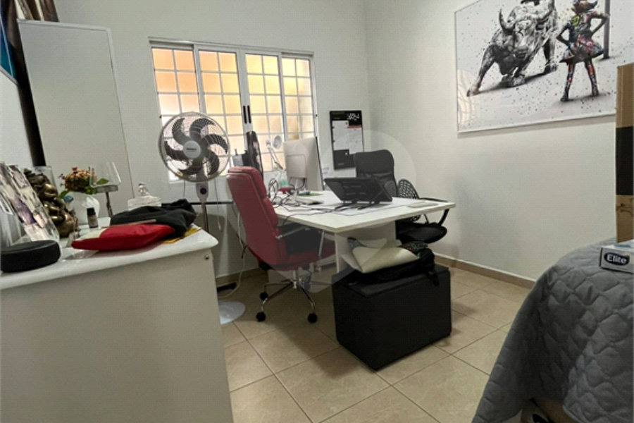 Casa Térrea à venda com 5 quartos, sendo 2 suítes, em Tucuruvi, São Paulo, SP