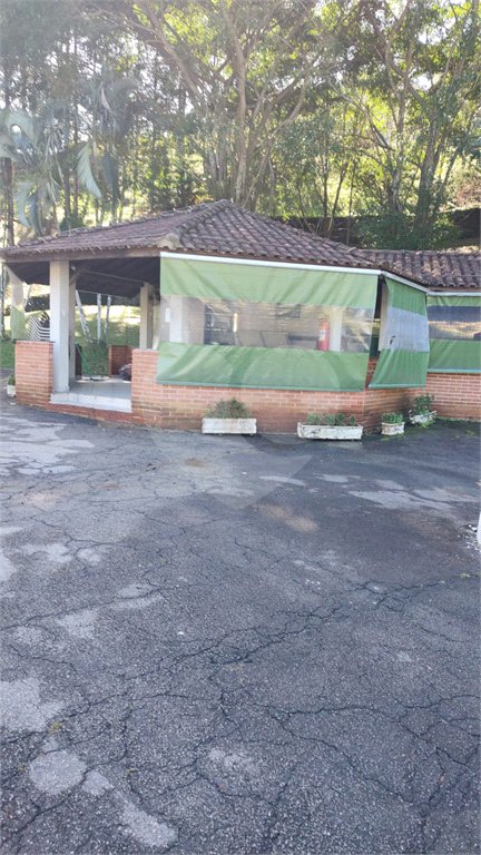 Duplex à venda com 3 quartos, sendo 1 suíte, em Enseada, Guarujá, SP
