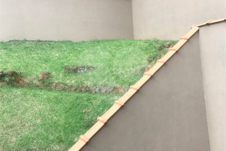 Casa à venda com 3 quartos, sendo 1 suíte,  no condomínio Marf II, Bom Jesus dos Perdões - SP
