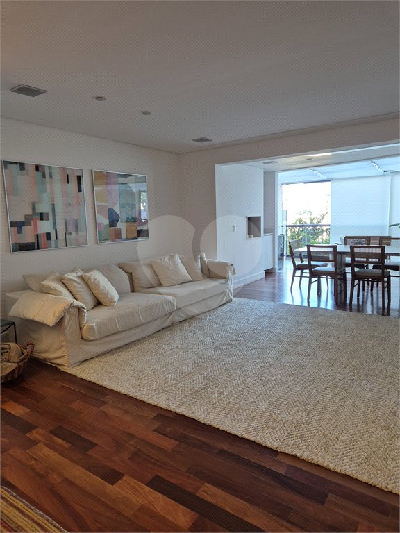 Apartamento à venda com 3 suítes em Santana, São Paulo, SP