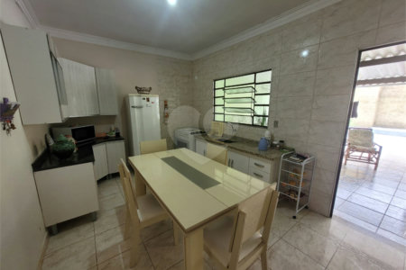 Sítio à Venda – 76.000m² com 5 casas de aluguel | Chácara Instância dos Reis – Monte Mor/SP