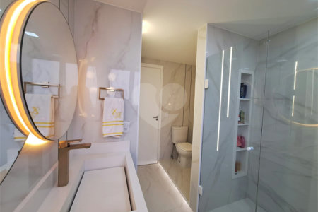 Apartamento à venda com 4 quartos, sendo 2 suítes,  em Chácara Flora, São Paulo, SP