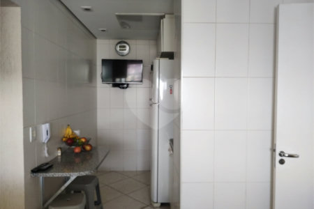 Apartamento à venda com 4 quartos, sendo 2 suítes, em Alto de Pinheiros, São Paulo, SP