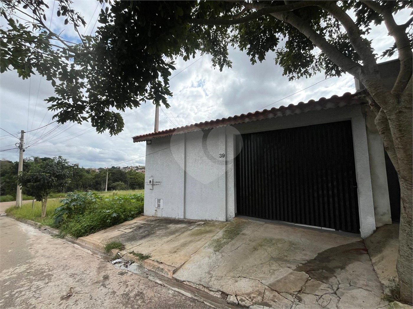 Casa à venda com 2 quartos, sendo 1 suíte,  em Portal dos Pinheiros Iii, Itapetininga, SP