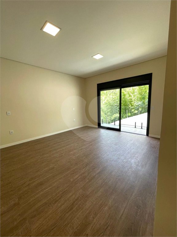 Casa à venda com 3 suítes no condomínio Reserva São Nicolau, Atibaia - SP