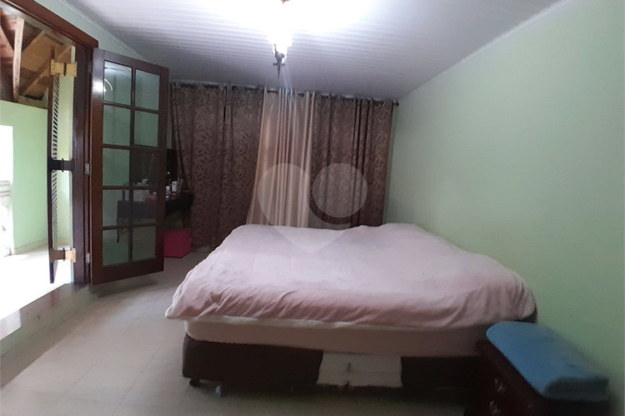 Casa à venda com 3 quartos, sendo 2 suítes,  no condomínio Alpes da Cantareira, Mairiporã - SP