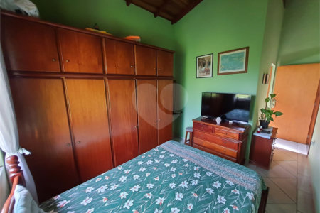 Chácara à venda com 3 quartos, sendo 2 suítes,  em Estância San Remo, Atibaia, SP