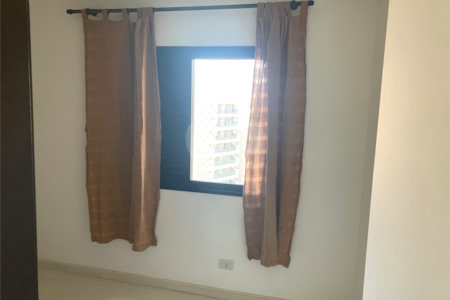 Apartamento à venda com 3 quartos, sendo 1 suíte,  em Vila Andrade, São Paulo, SP