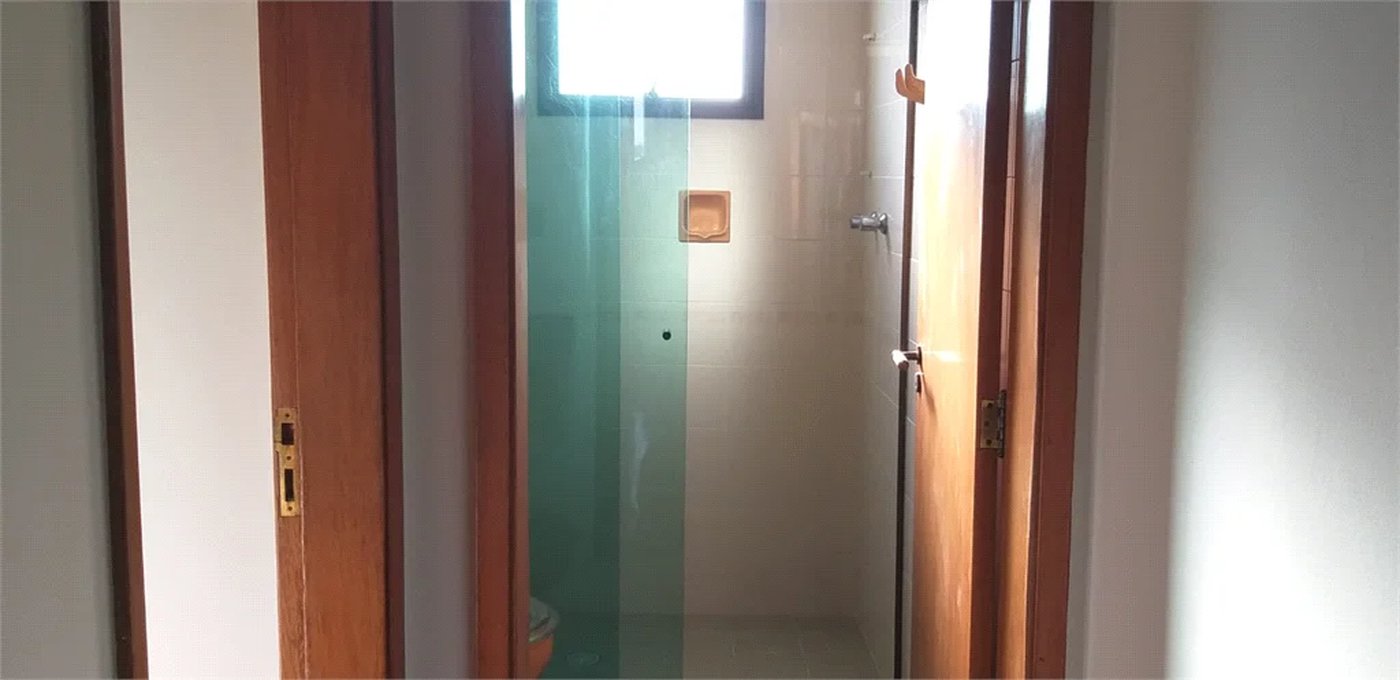 Apartamento à venda com 4 quartos, sendo 2 suítes,  em Jardim Trussardi, São Paulo, SP