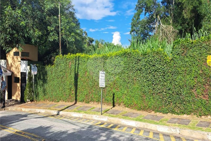 Terreno à venda em Horto, São Paulo, SP