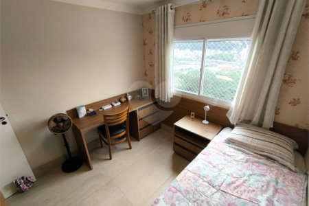Apartamento à venda com 3 quartos, sendo 1 suíte, em Jardim Vazani, São Paulo, SP