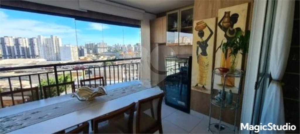 Apartamento com 105m² , 2 dormitórios , sendo 2 suítes , 2 vagas , à venda no Brás.