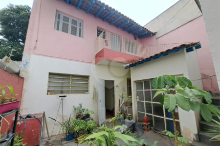 Sobrado à venda ou para alugar com 12 quartos em Vila Nova Conceição, São Paulo, SP